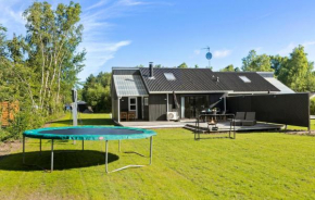 Cozy Home In Ebeltoft With Kitchen Ebeltoft